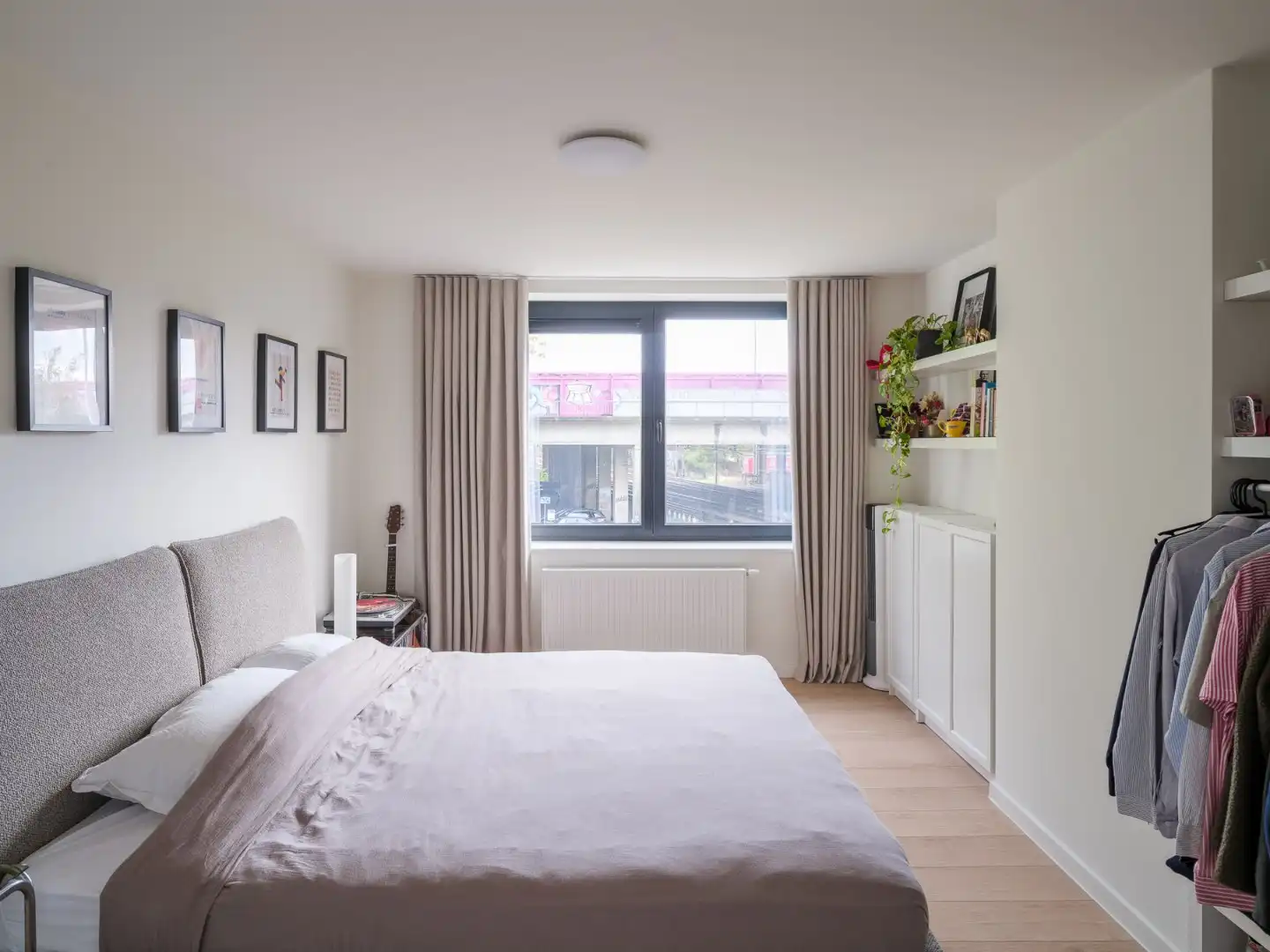 Instapklaar 3-slaapkamerappartement aan het Adolf Papeleupark foto 7