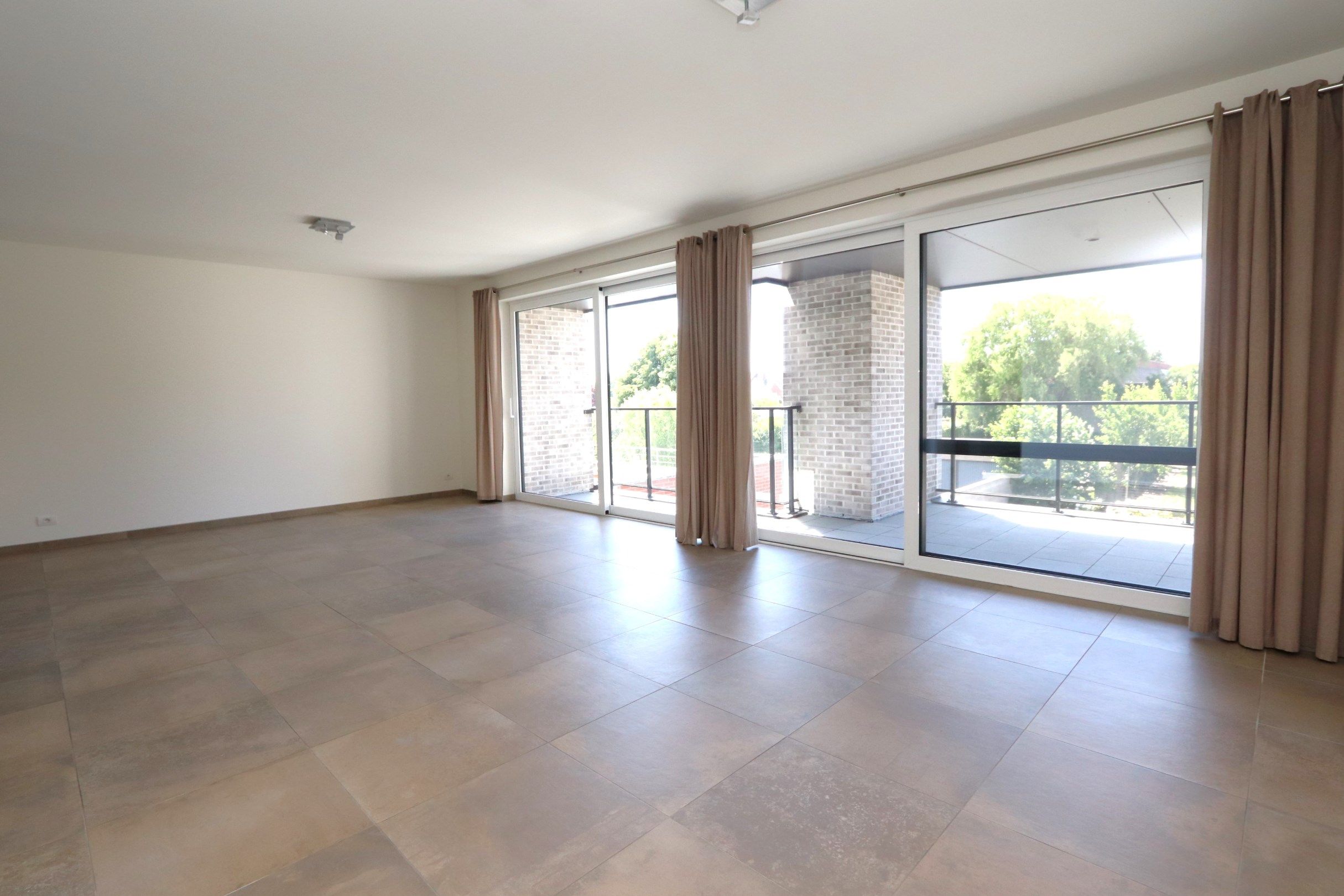 PRACHTIG NIEUWBOUWAPPARTEMENT foto 7