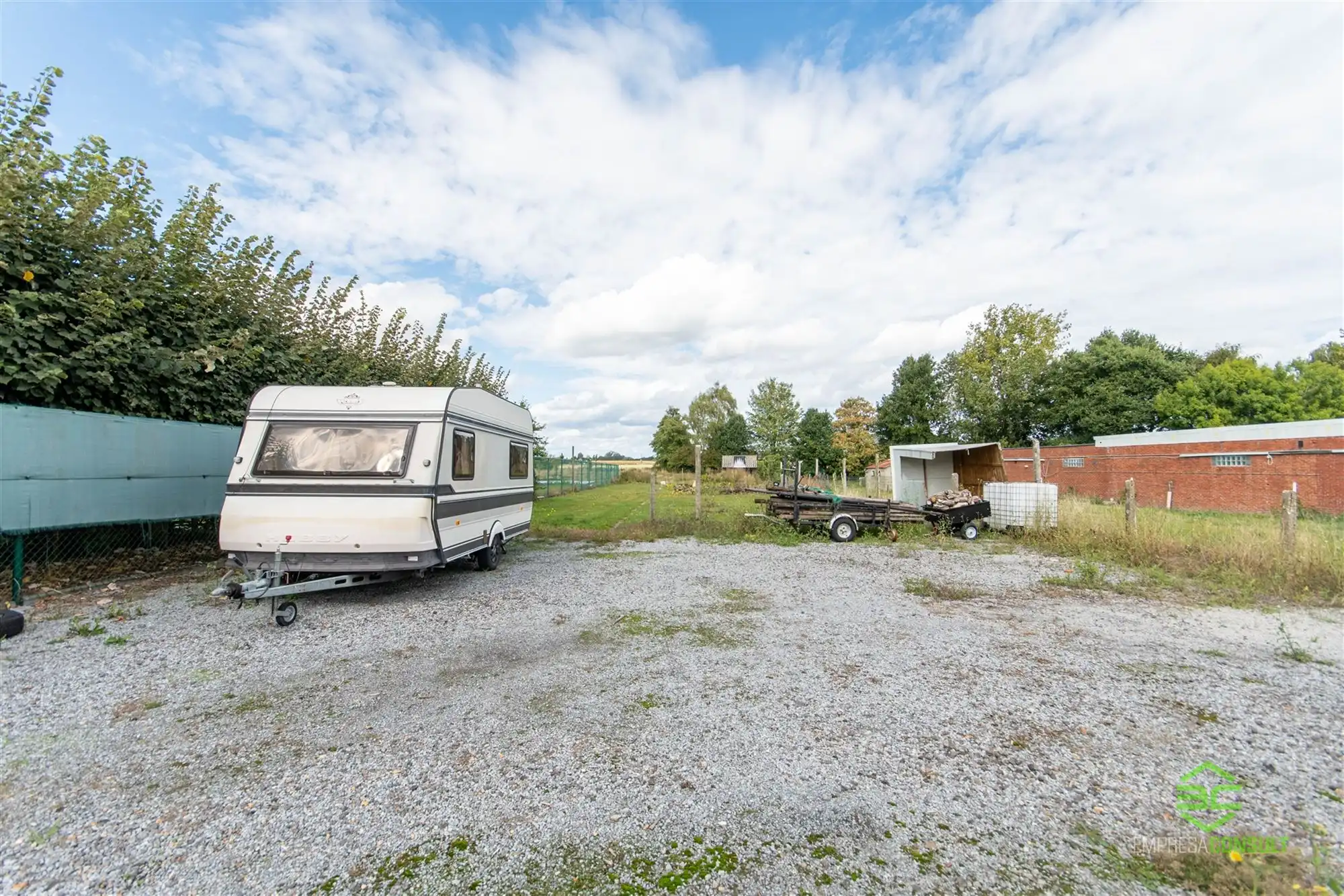 Zeer ruime gezinswoning met achtergelegen loods van 125m²! foto 22