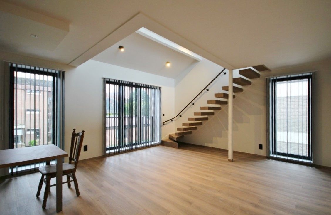 Duplex met terras in centrum van Sint-Truiden! foto 2