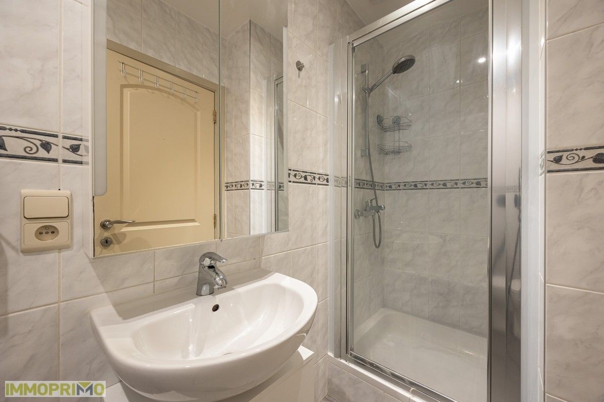 Instapklaar 1-slaapkamerappartement op topligging in Antwerpen foto 8
