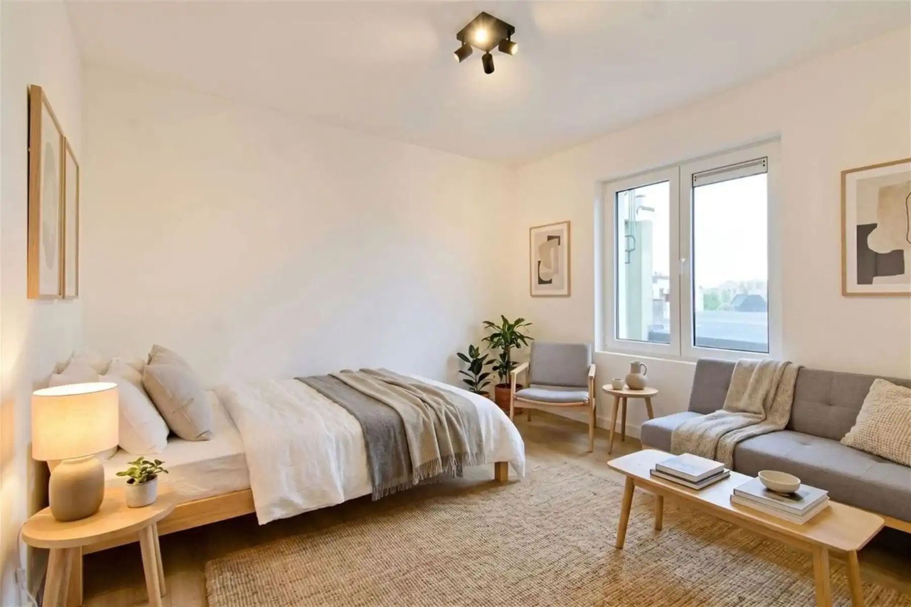 Gerenoveerde woning met 3 slaapkamers te Berchem! foto 11