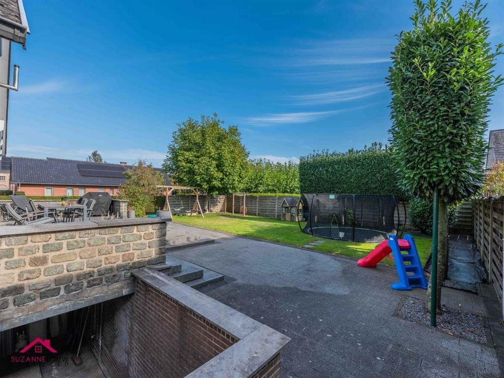 Ruime, vrijstaande gezinswoning foto 8