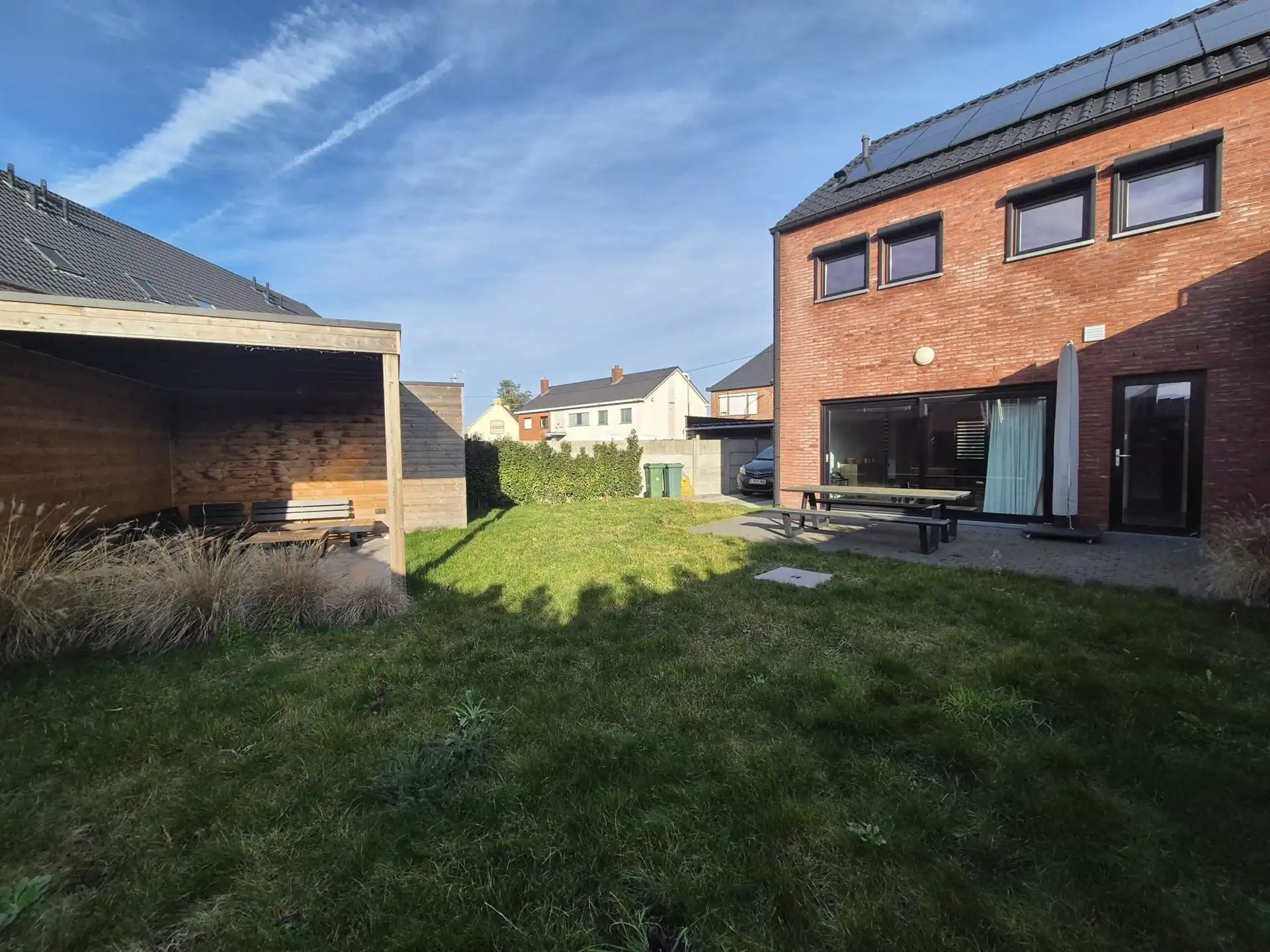 Ruime energiezuinige woning in rustige straat. foto 13