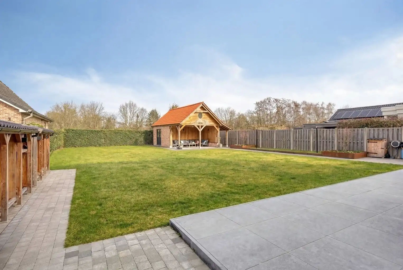 Vrijstaande woning met 3 slaapkamers, inpandige garage, omheinde tuin en zonnepanelen, zeer rustig gelegen in het landelijke Molenbeersel. foto 29
