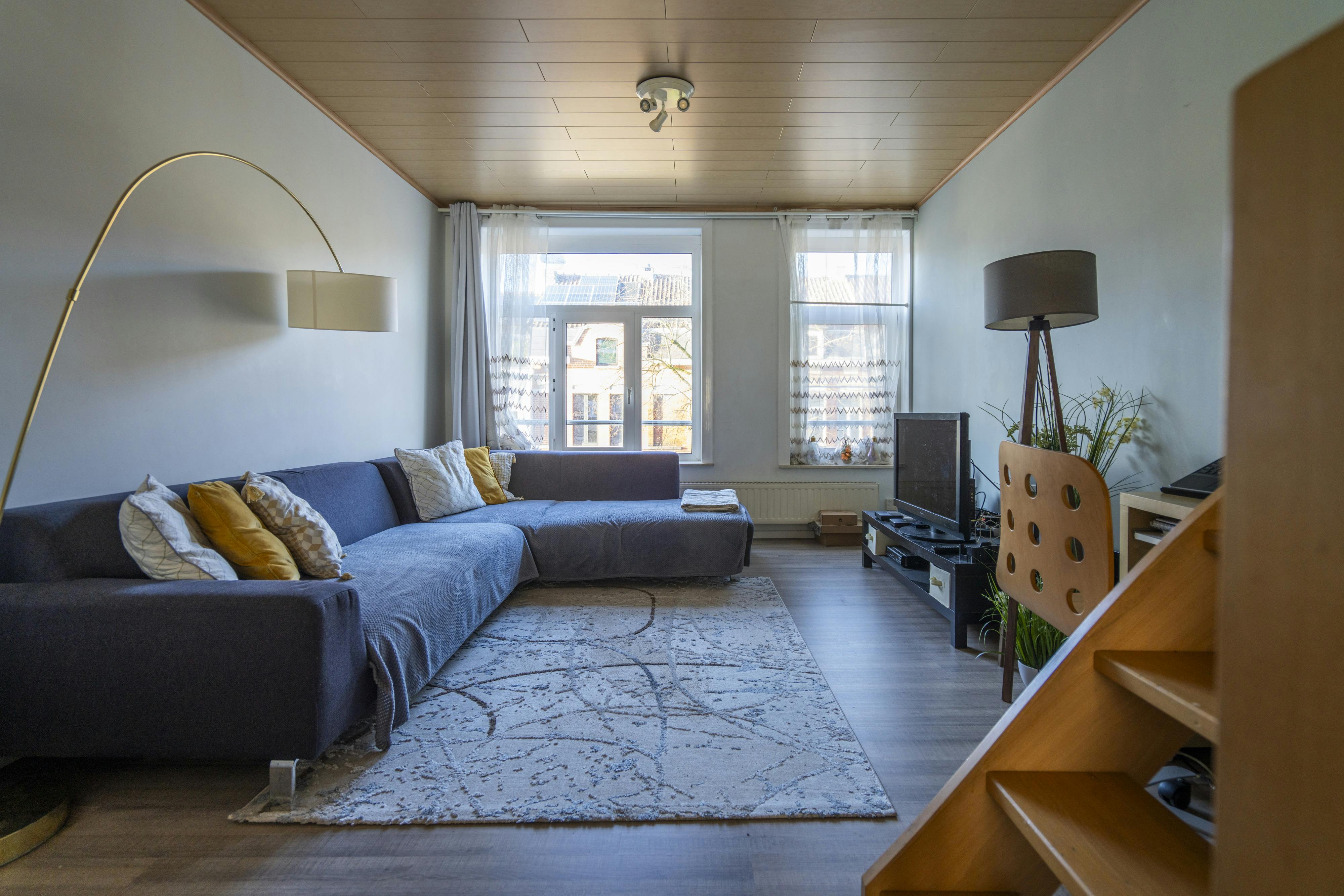 Opbrengsteigendom met twee appartementen te koop in Kortrijk foto 3