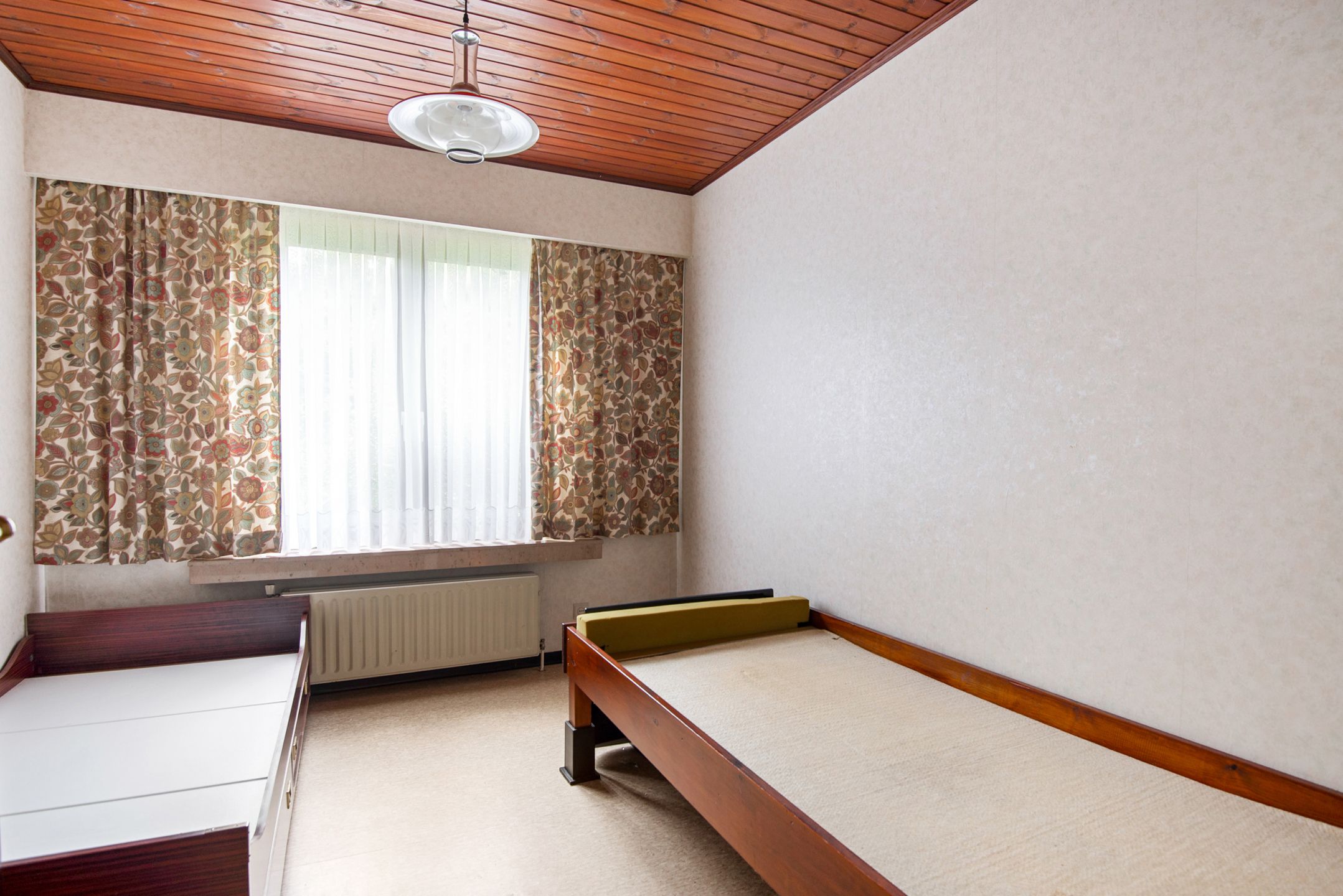 Rustig gelegen laagbouwwoning met 2 slpks & bureau op 1515m² foto 14