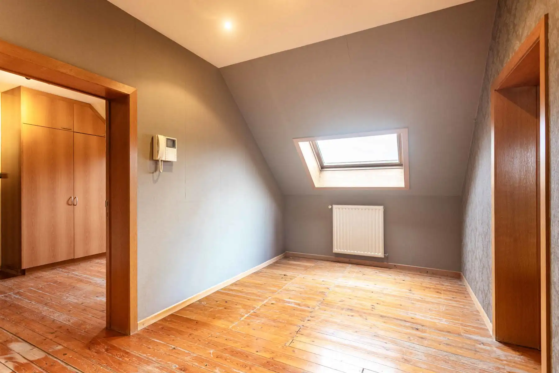 Polyvalente woning met tuin:  momenteel 2 appartementen garage en groot magazijn! foto 25