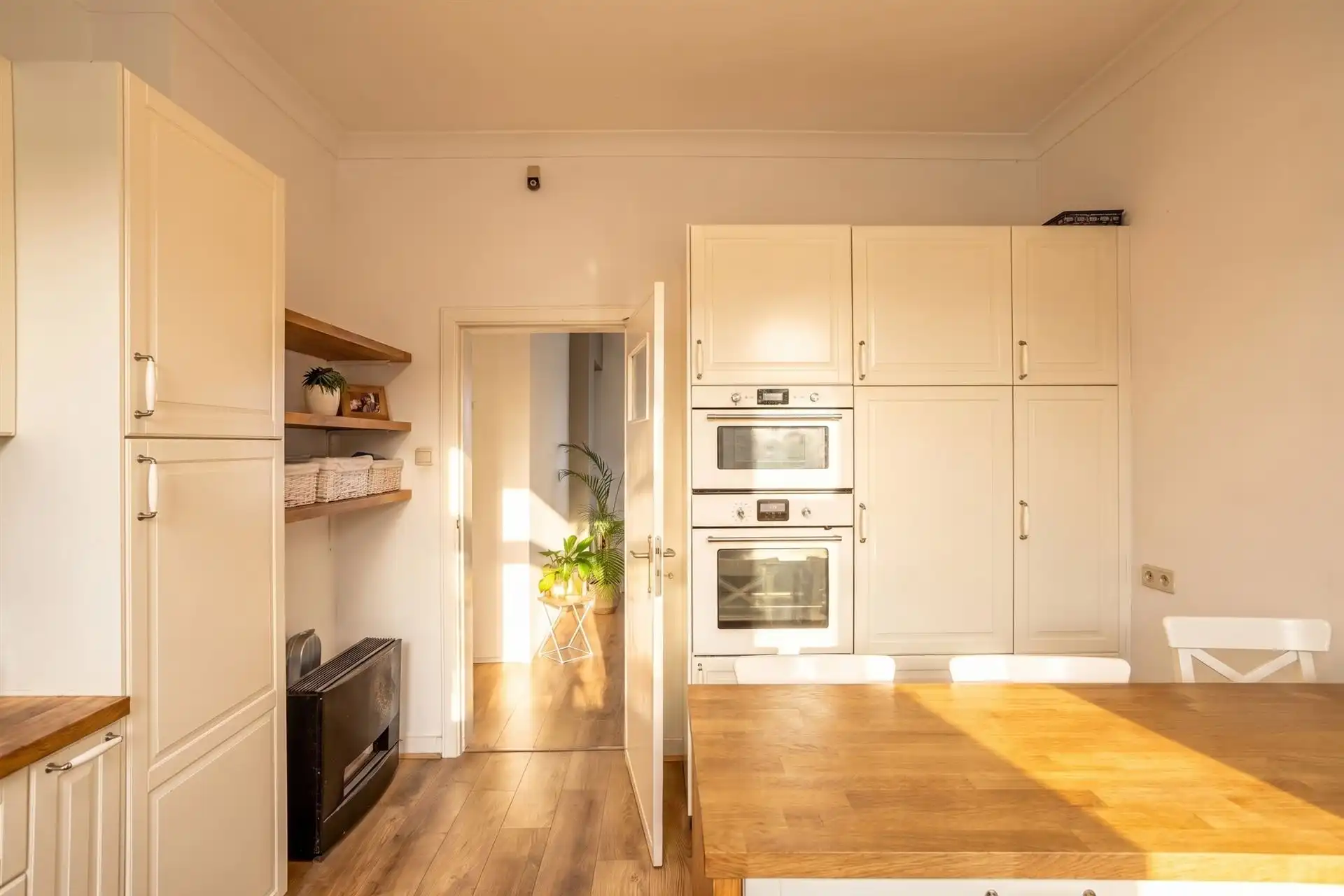 Leuk appartement met 2 slk, op topligging in Ronse. foto 8