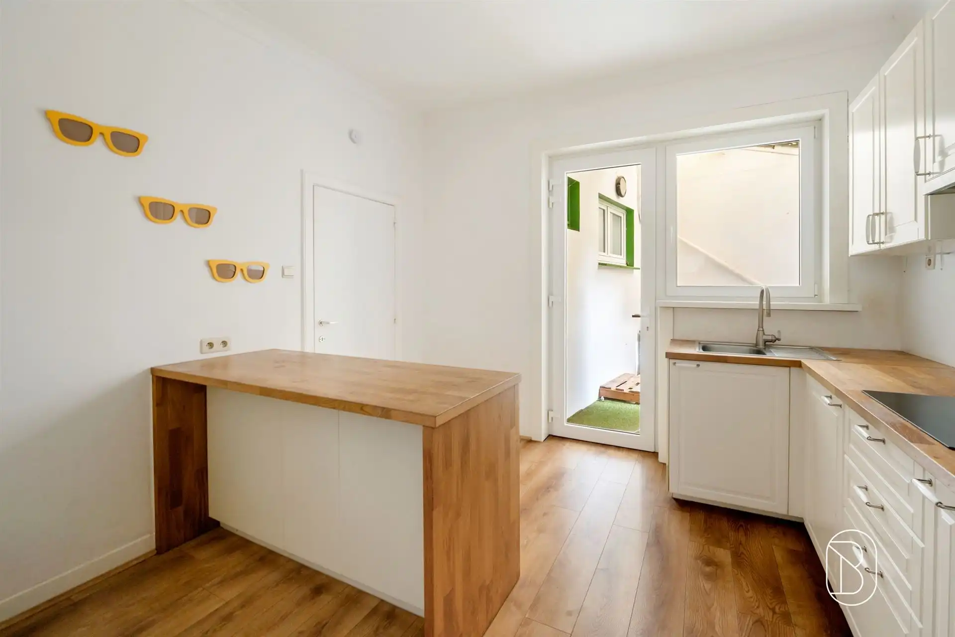 Leuk appartement met 2 slk, op topligging in Ronse. foto 8