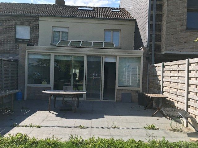 Zeer rustige gelegen rijwoning met tuin foto 17