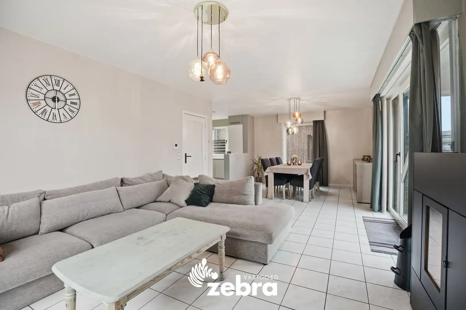 Instapklaar gelijkvloers appartement met tuin van 116 m² en garage! foto 2