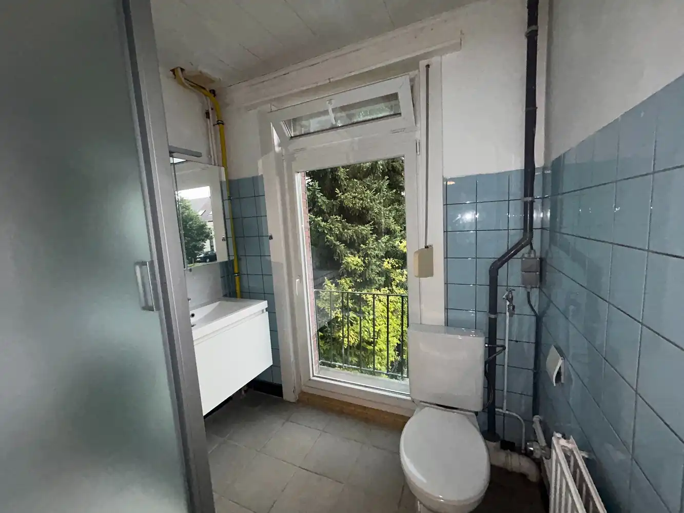 Lichtrijk appartement met 2 slaapkamers en bureau vlakbij openbaar vervoer en invalswegen foto 10