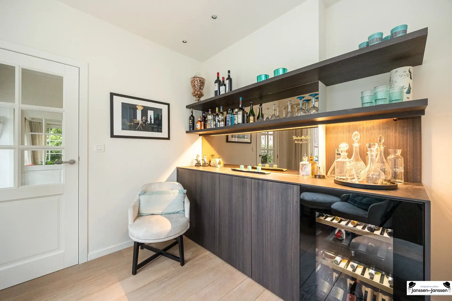 Charmante villa op toplocatie in hartje Ekeren foto 18