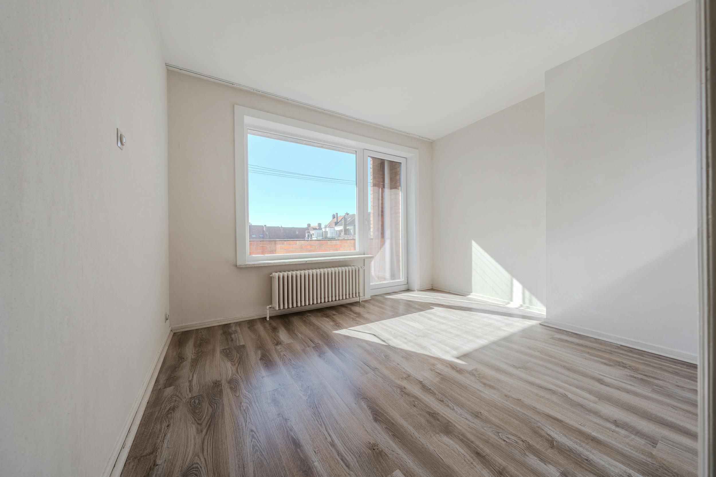 Lichtrijk 2-slaapkamer appartement met open uitzicht foto 9