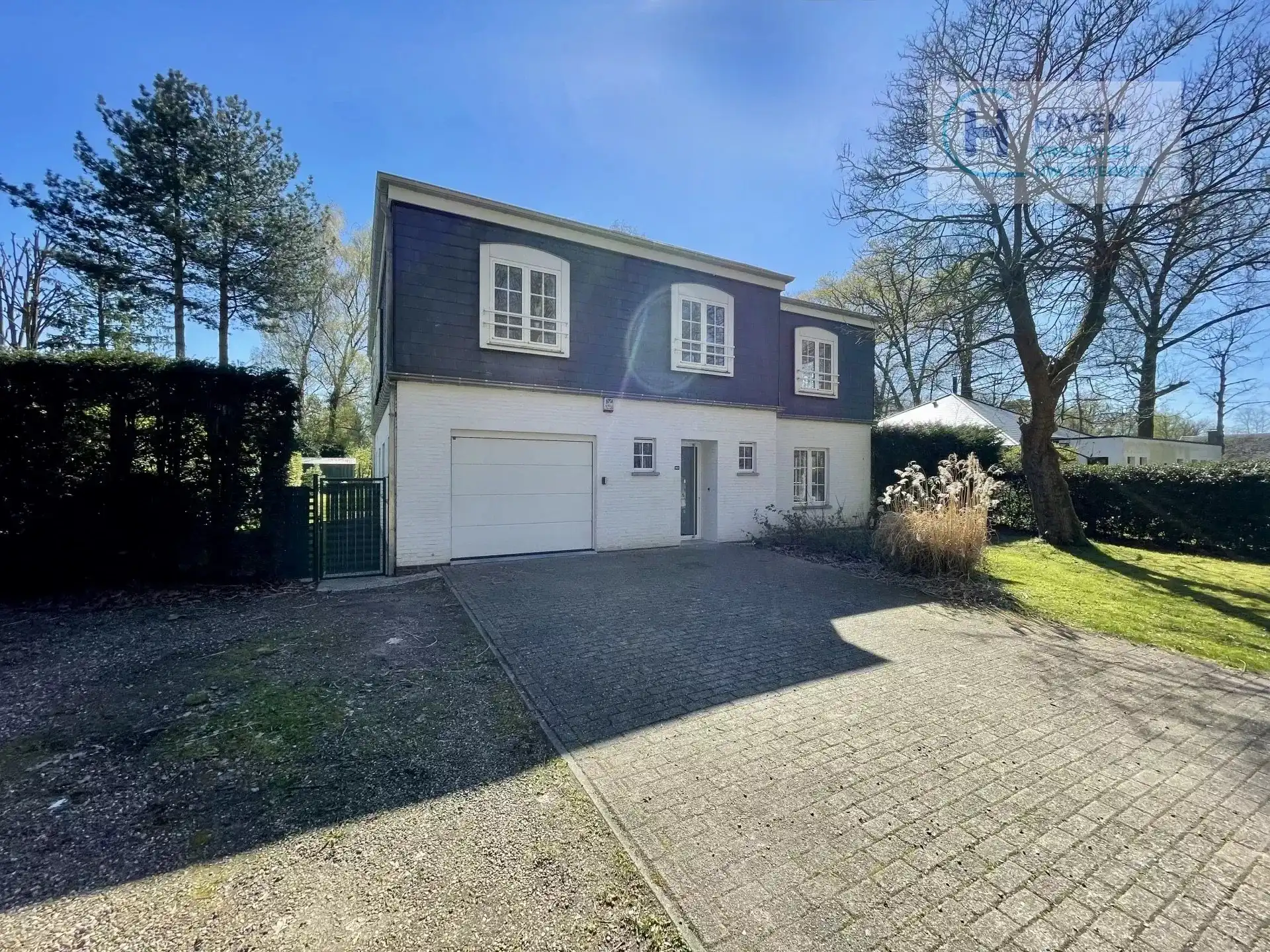 Villa met 4 slaapkamers en tuin foto 2