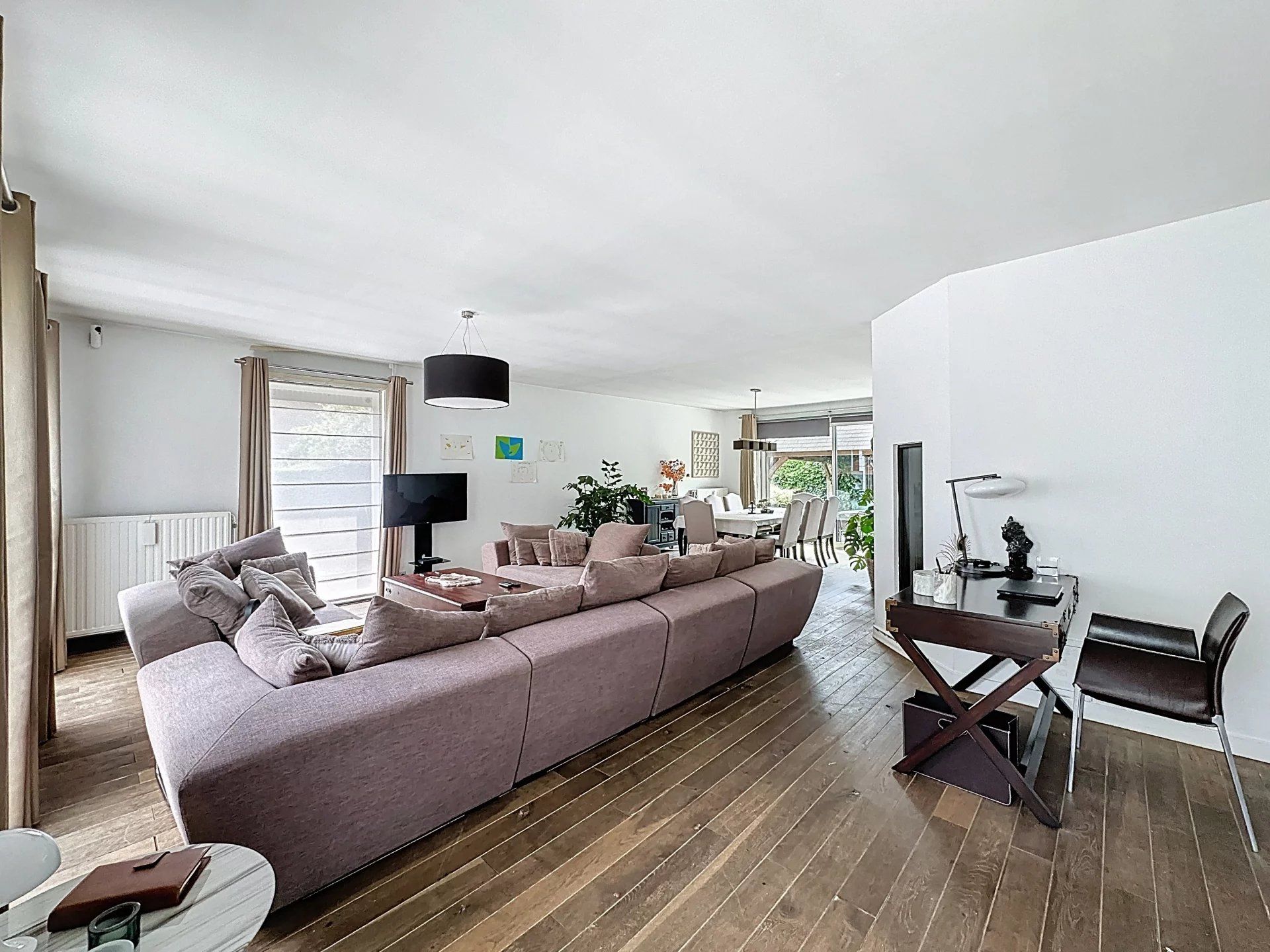 Laagbouwwoning met 3 slaapkamers nabij het centrum eventueel gemeubeld te huur foto 8