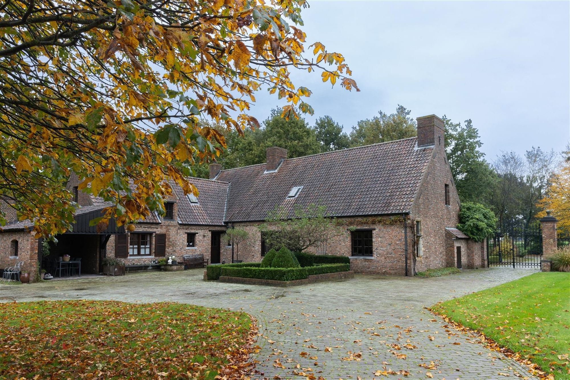 Uitzonderlijke villa met een unieke ligging (landbouw) foto 4