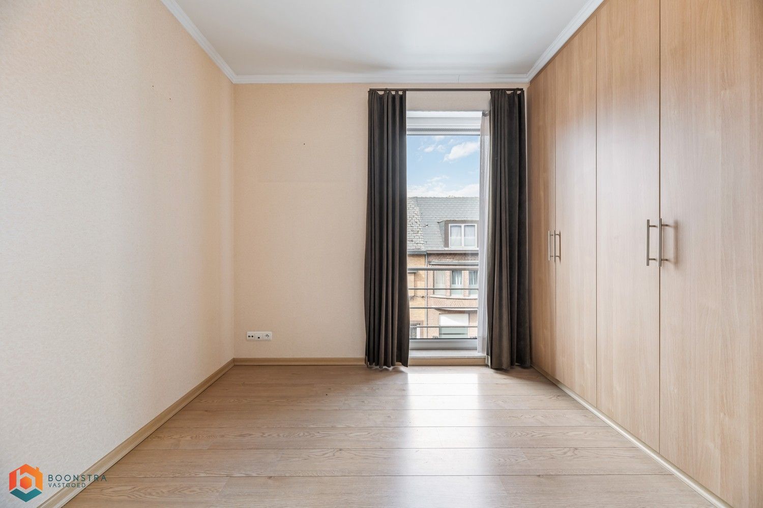 Appartement met 2 slpkrs en garage te centrum Putte foto 9