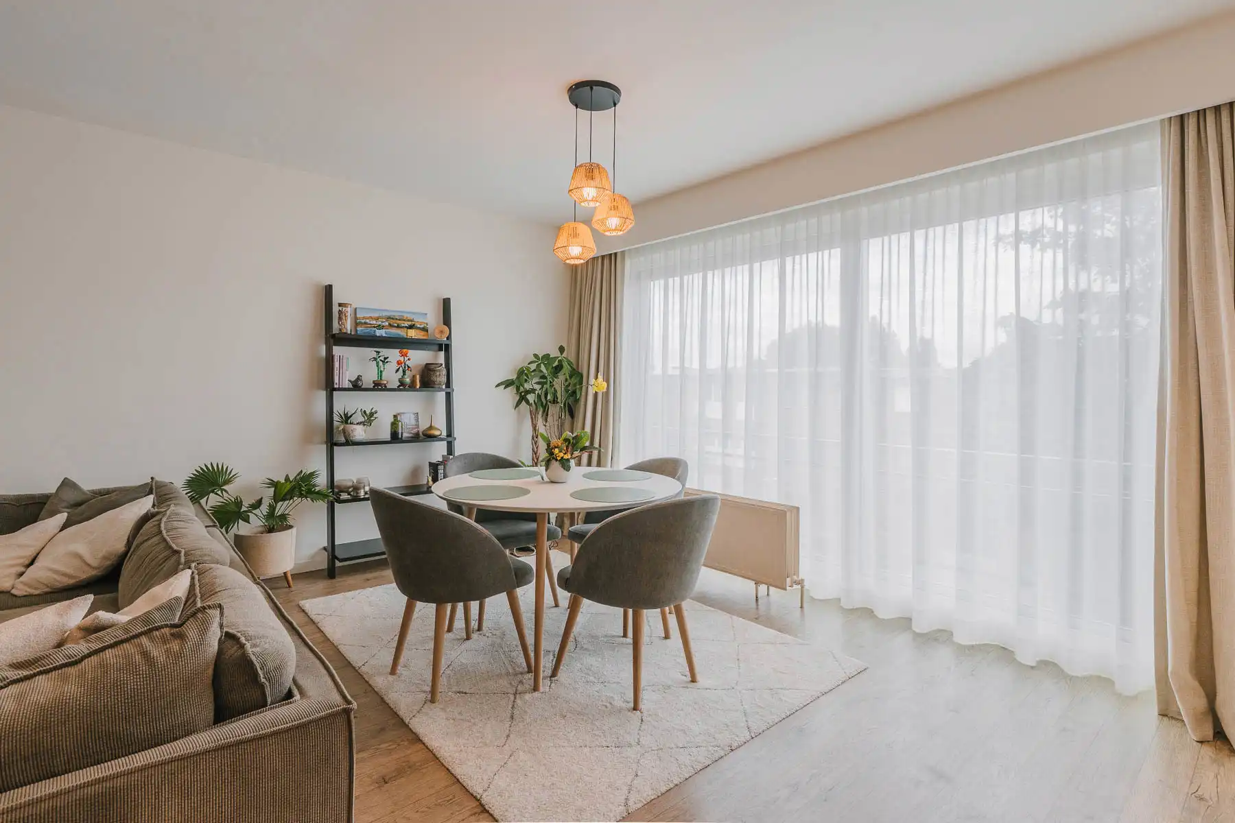Instapklaar energiezuinig 2-slpk appartement met garagebox foto 6