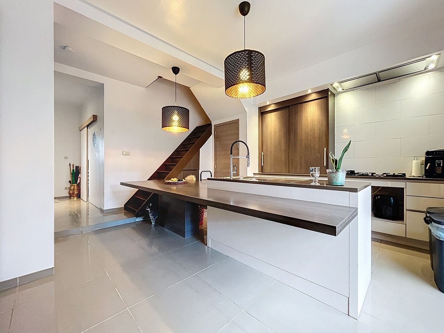 HOB met 4 - 5 slpks en super gezellig zuiders ingerichte tuin  foto 2