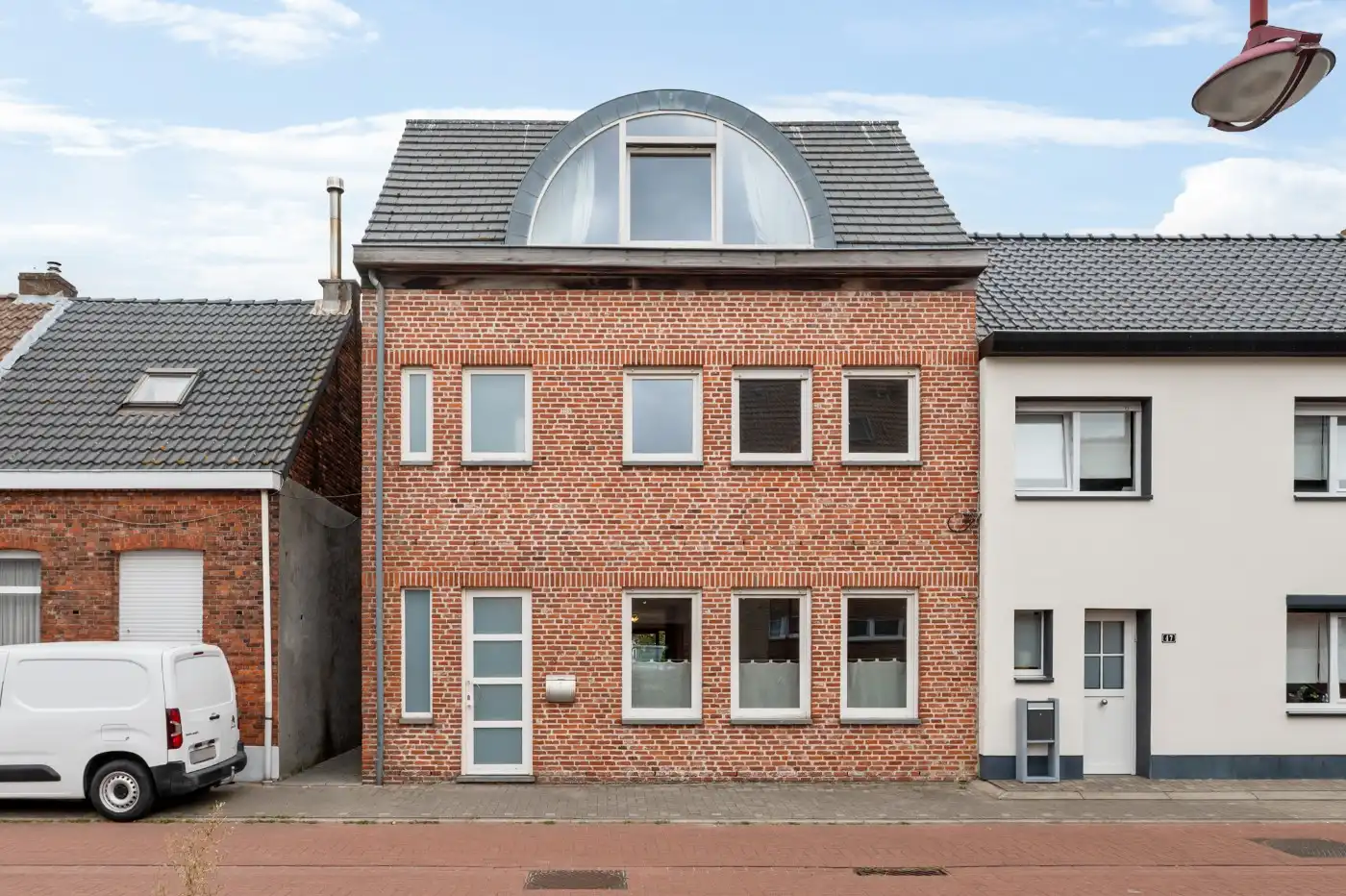 Centraal gelegen, ruime woning met 3 slpk. en tuin foto 31