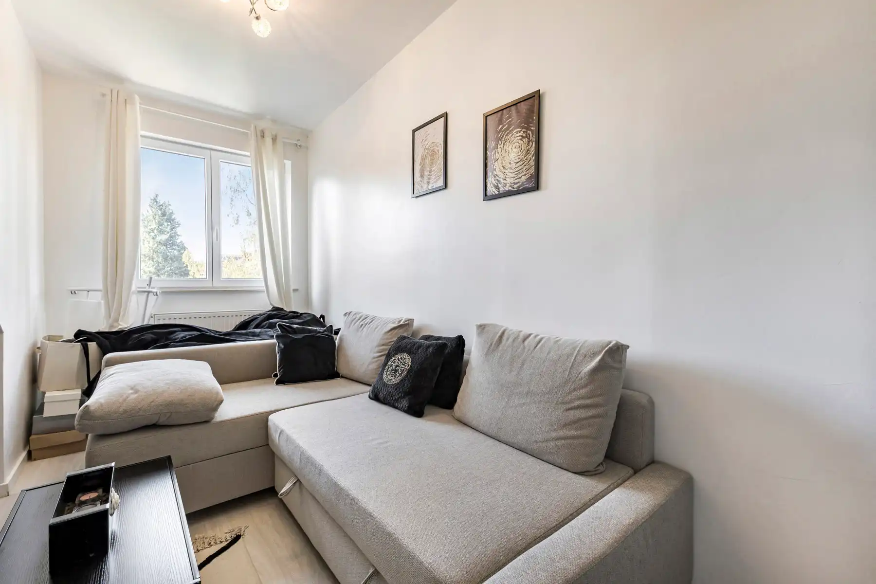 Goed gelegen woning met 4 slaapkamers en 3 badkamers foto 23