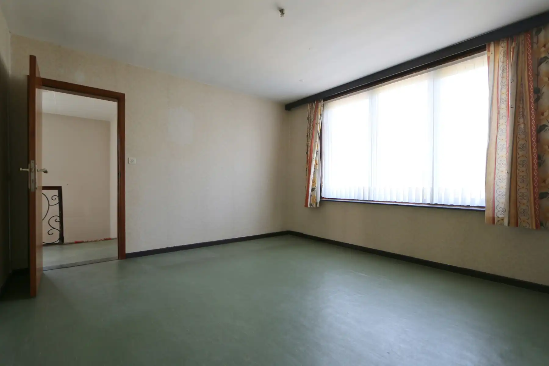 DUBBELE WOONST - 6 SLK - TUIN - TERASSEN - PARKING - RUSTIG foto 17