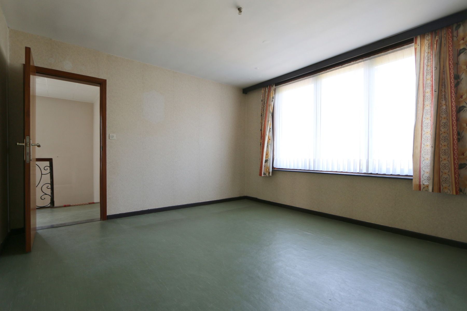 DUBBELE WOONST - 6 SLK - TUIN - TERASSEN - PARKING - RUSTIG foto 17