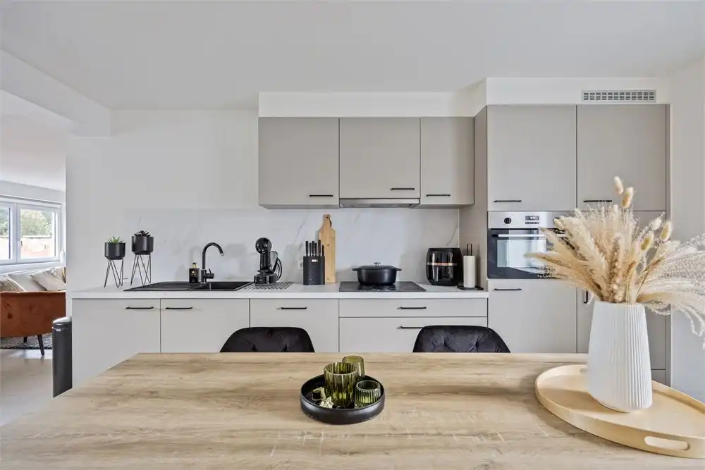 Energiezuinig, recent gerenoveerd duplex-appartement met één slaapkamer in het hart van Heers foto 5