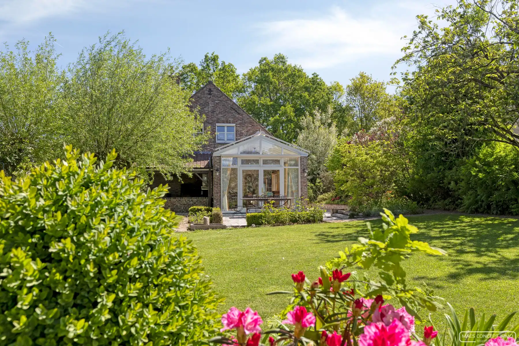Villa op topligging te koop in Kortrijk foto 3
