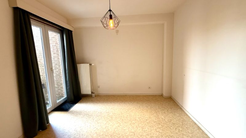 Gelijkvloers appartement met 1 slaapkamer en privatieve autostaanplaats foto 8