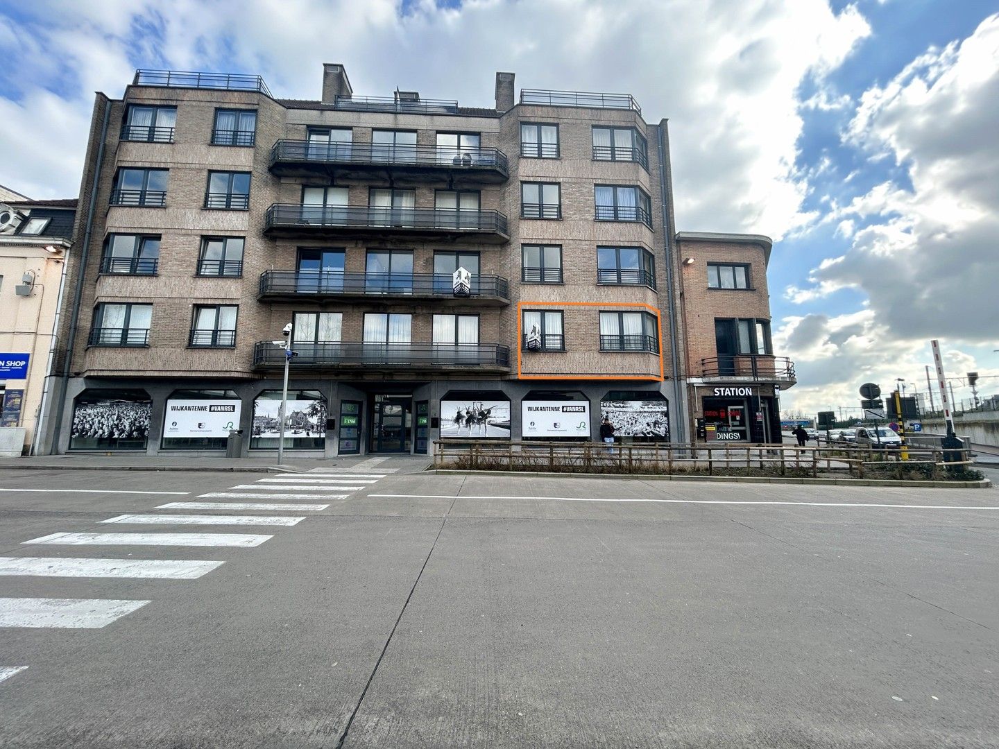 Instapklaar appartement in het centrum van Roeselare! foto 10