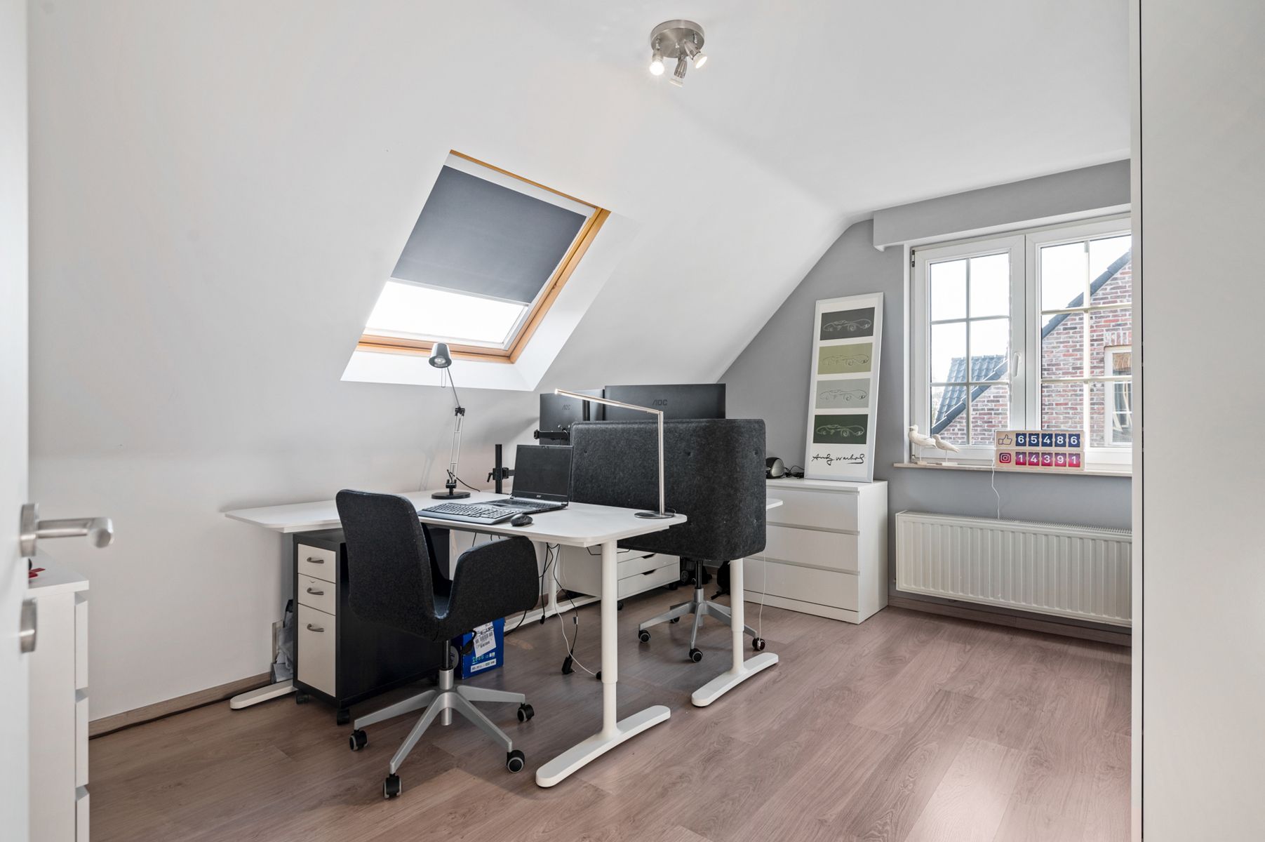 IN OPTIE - Energiezuinige villa met zwembad in een doodlopende straat. foto 15