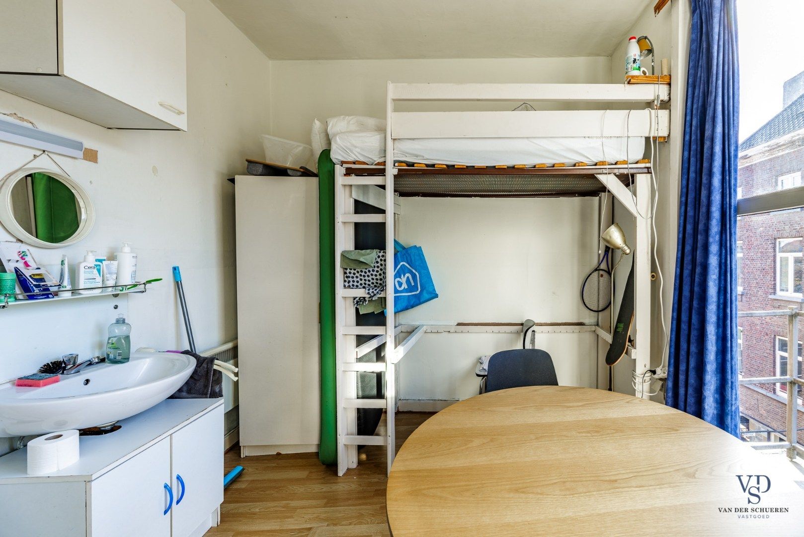 Herenhuis met 7 vergunde studentenkamers. foto 26