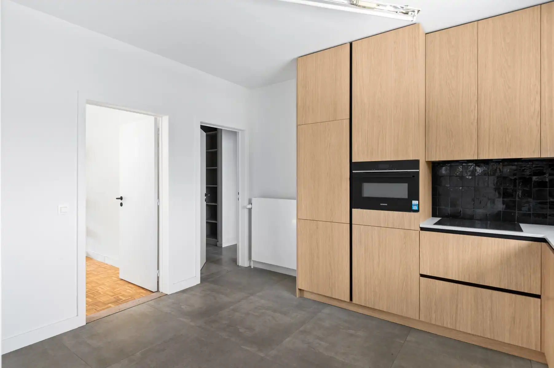 Stijlvol duplex met zonnig terras foto 7