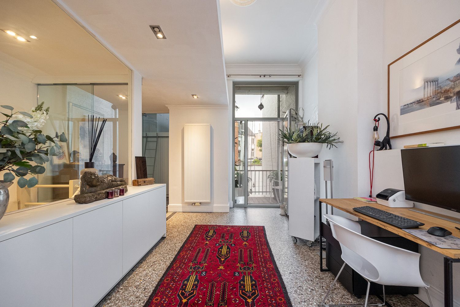 Prachtige gerenoveerde herenwoning van 341 m² in hartje Antwerpen met tal van mogelijkheden: combi wonen/werken of gedeeltelijke verhuurmogelijkheden foto 16