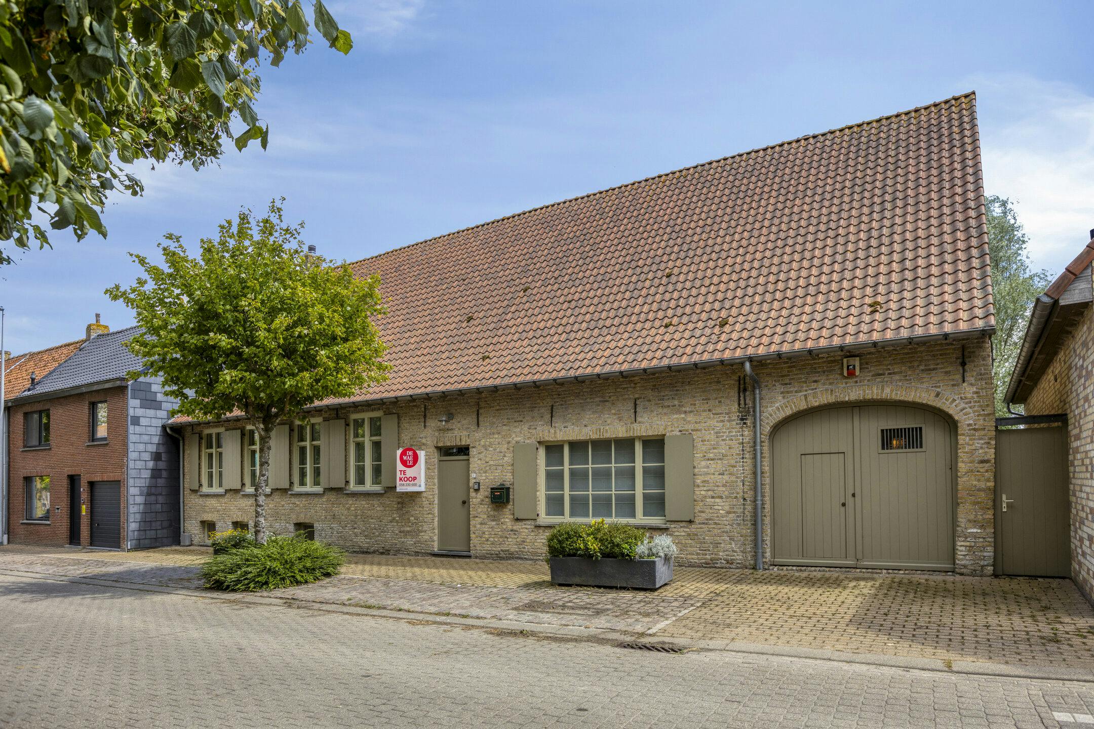 Ruime, energiezuinige woning met bijgebouw op 1.700m² in Beauvoorde. foto 26