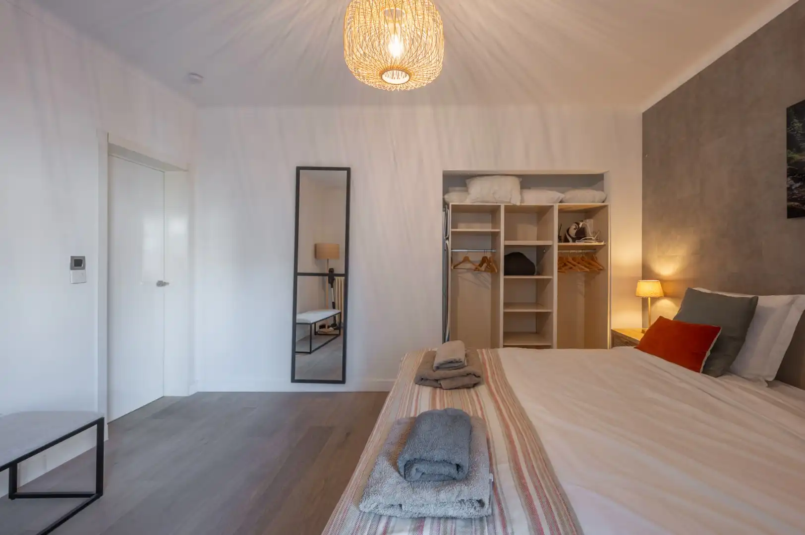 Lichtrijk appartement met zonnig terras en open zicht foto 15