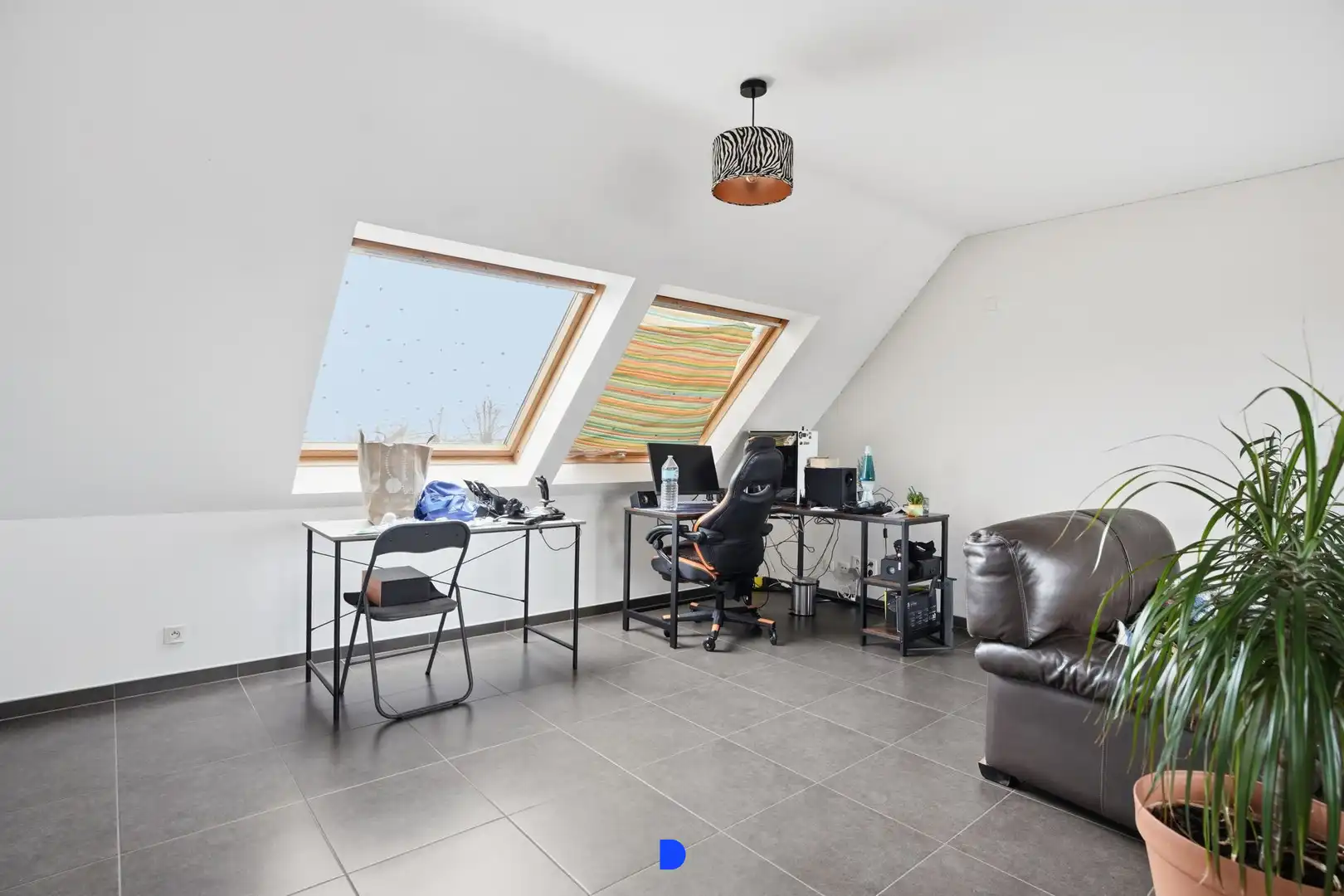 Zeer ruim dakappartement met leuke indeling foto 10