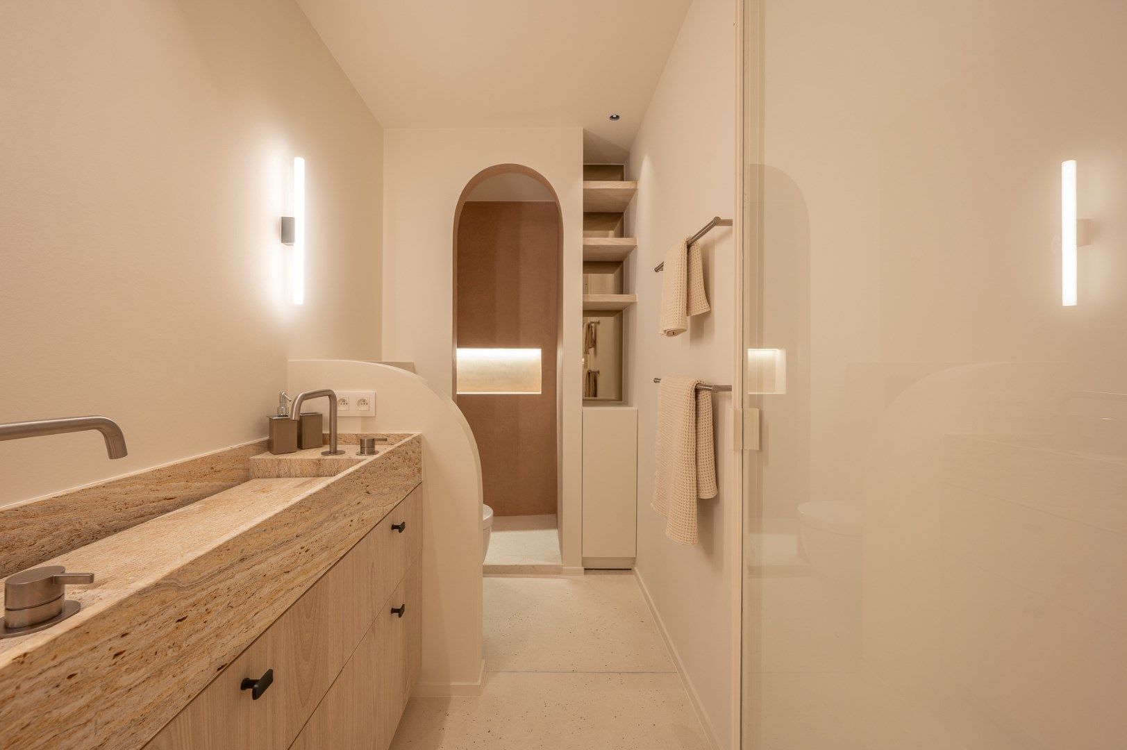 Luxueus gerenoveerd appartement nabij het Driehoeksplein  foto 16