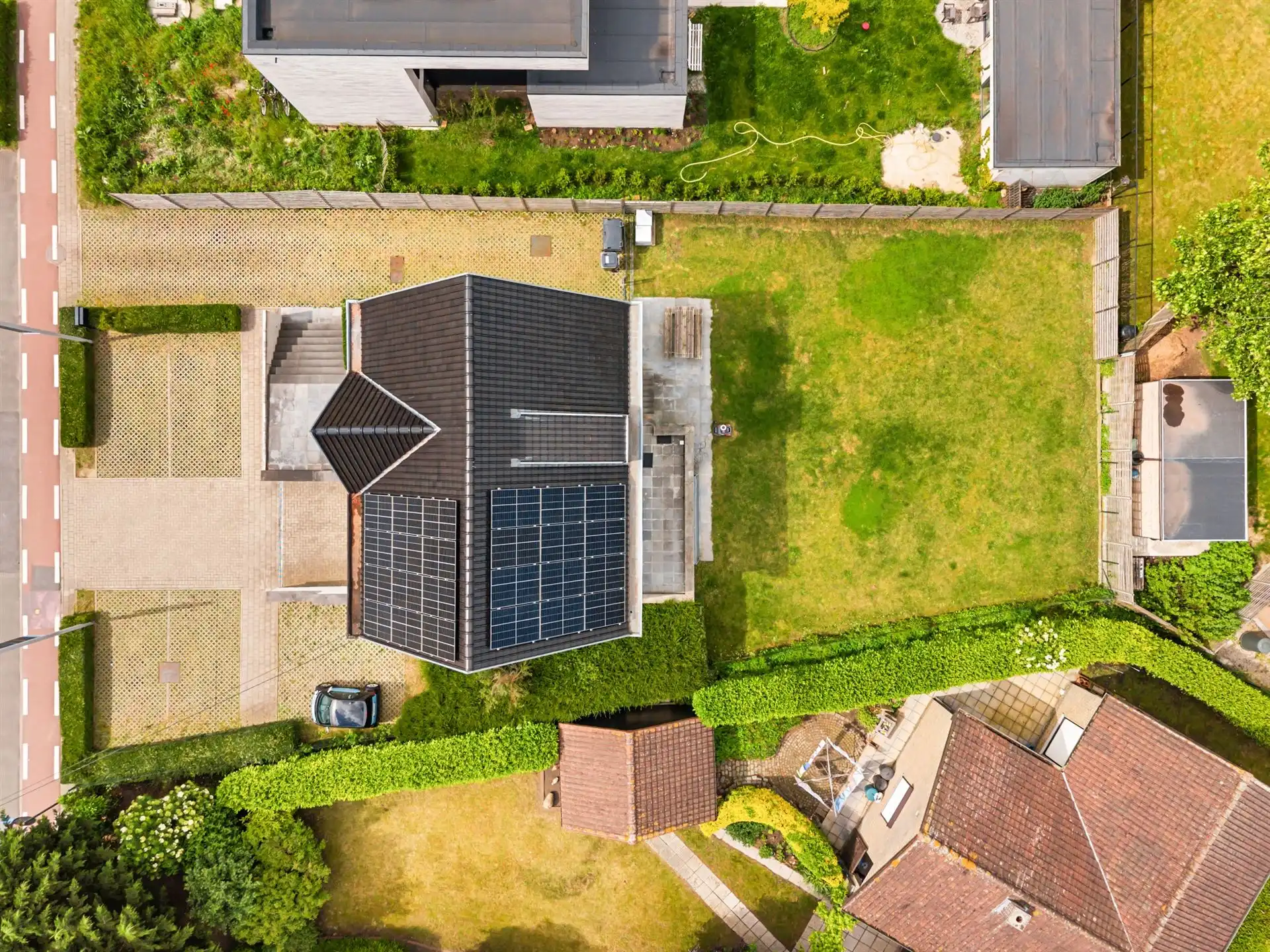 Ideaal kantoorgebouw/praktijk met appartement/extra kantoor foto 6