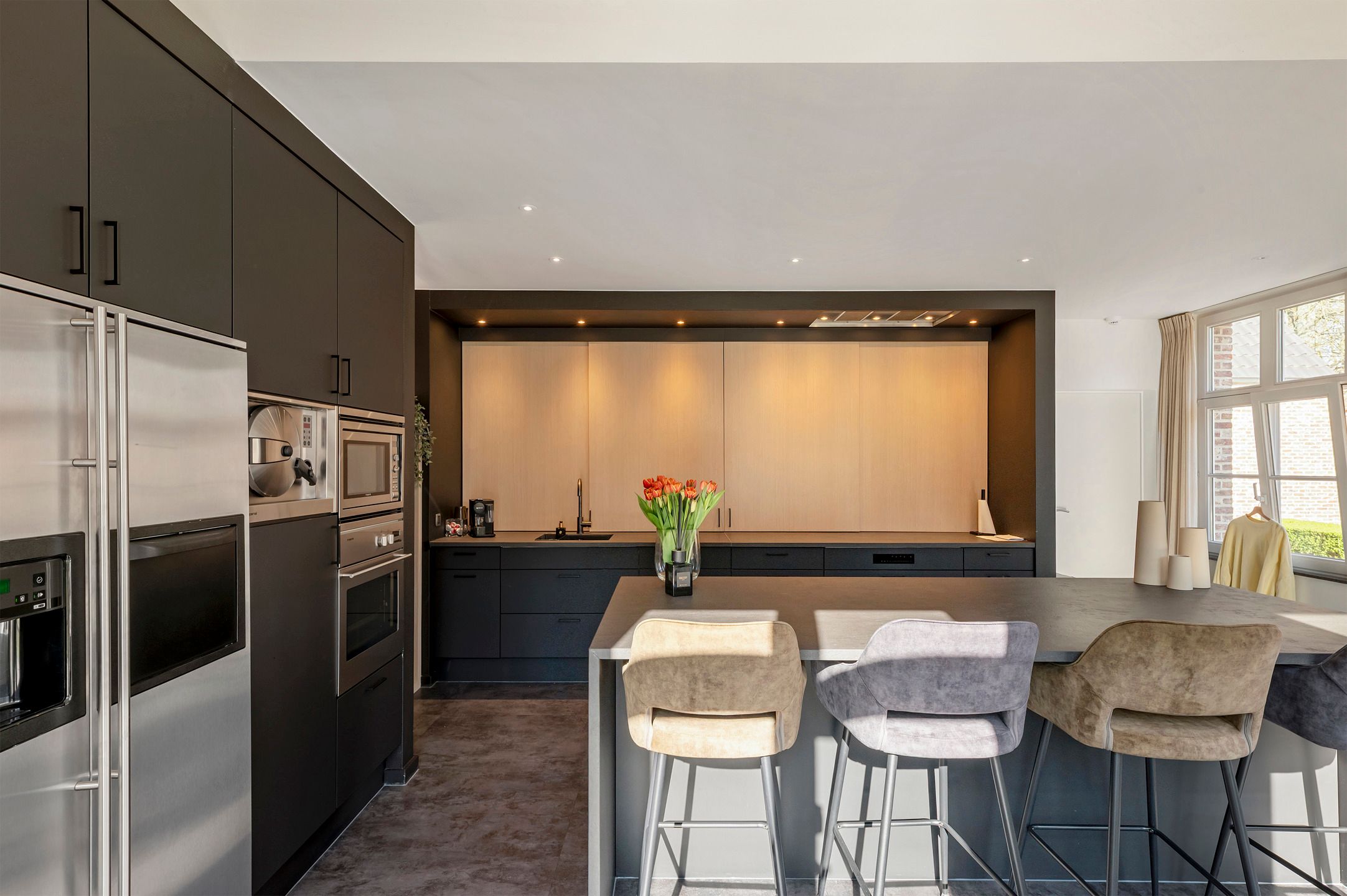 Topvilla met paardenaccomodatie, infinity-pool en 2e woning! foto 19