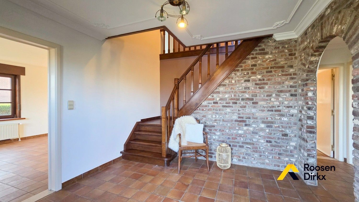 Degelijke woning met 3 slaapkamers en prachtig zicht op ±9 are! foto 7