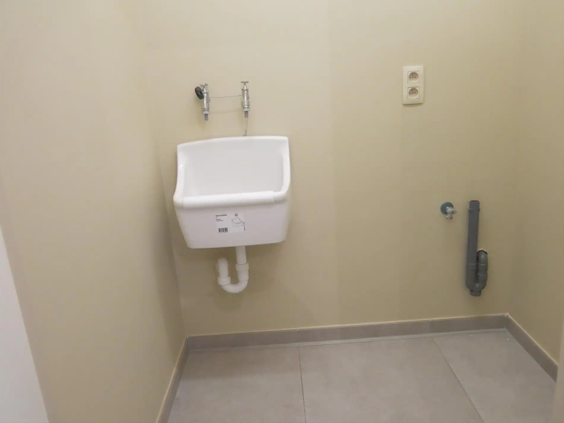 Nieuwbouwappartement met 2 slaapkamers op de Markt in Houthulst foto 9