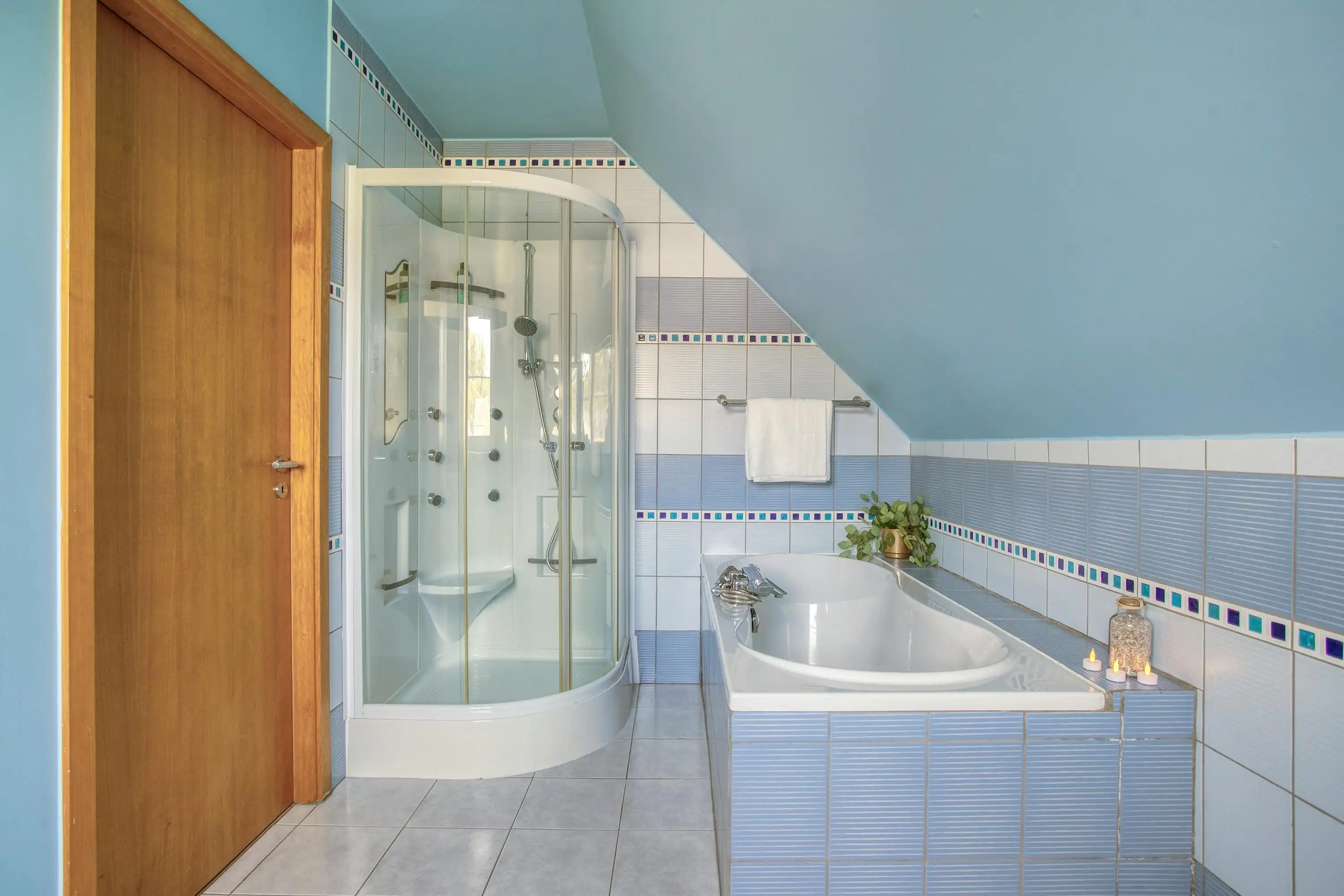 Huis te koop in Ronse, Savooistraat 88. foto 13