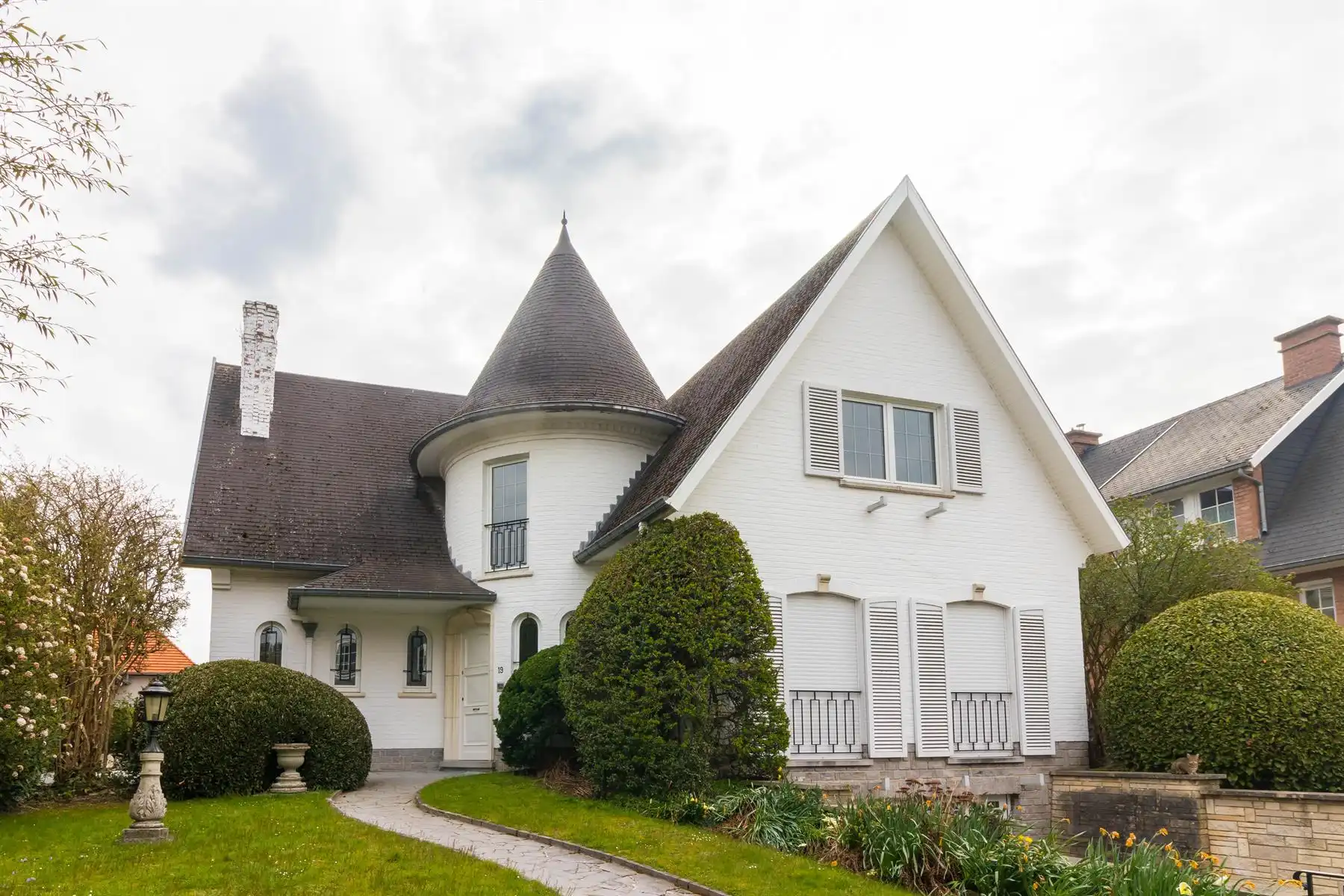 Villa te huur foto {{pictureIndex}}