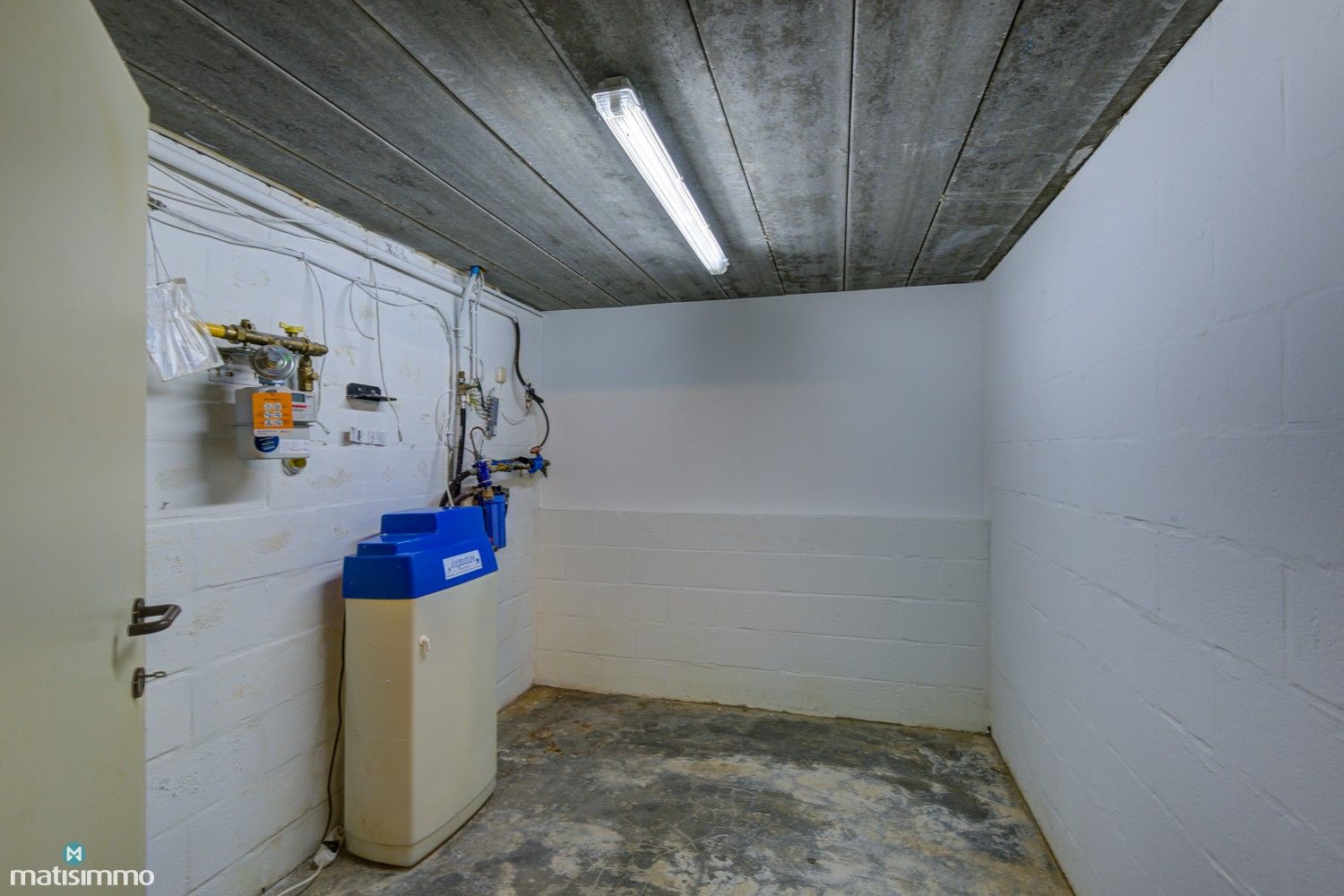 UITZONDERLIJK RUIME WONING MET 5 SLAAPKAMERS EN ONDERHOUDSVRIENDELIJKE TUIN TE MOPERTINGEN foto 31