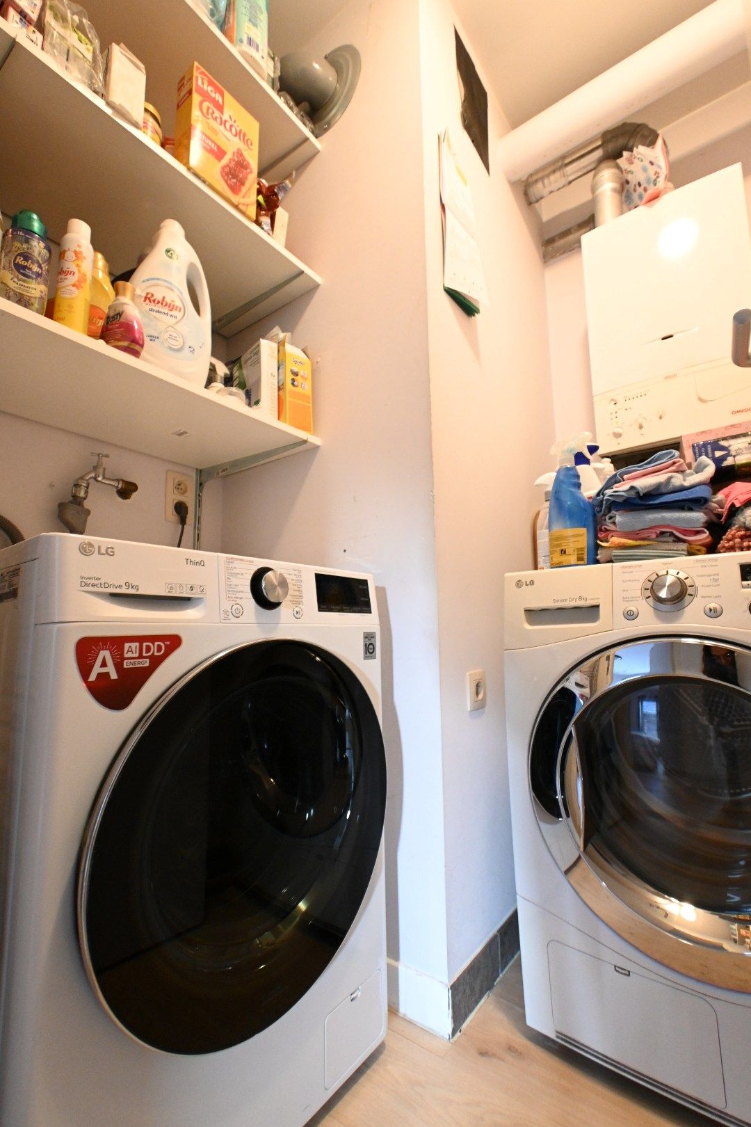 Knap en ruim appartement met 2 slaapkamers in het centrum van Lanaken foto 17