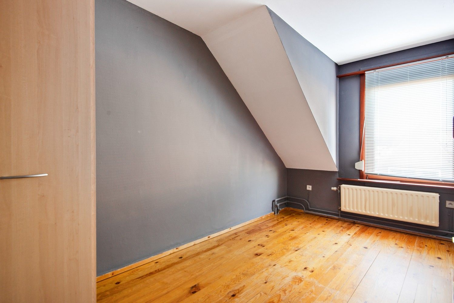 Huis met 3 à 4 slaapkamers, tuin en garage te Schoten! foto 15